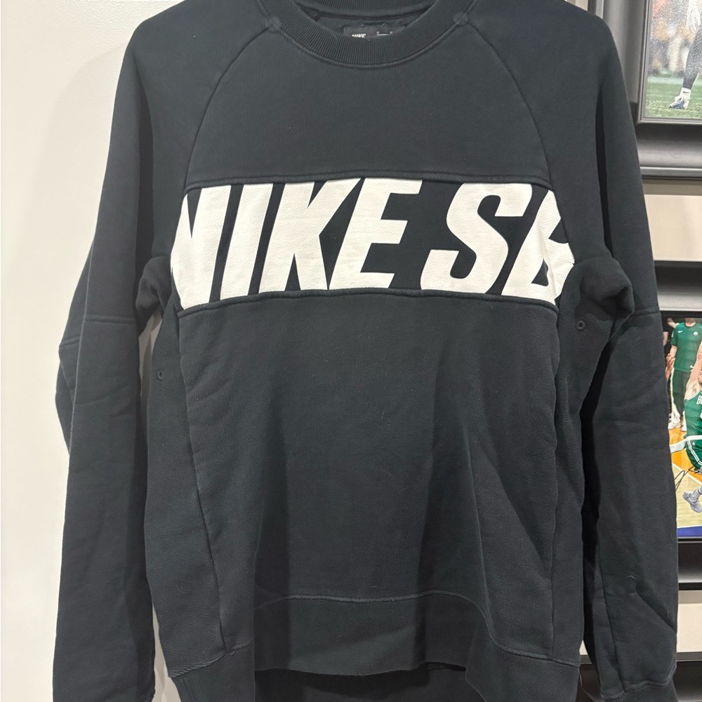 Nike SB Black Crewneck Sweatshirt for Men